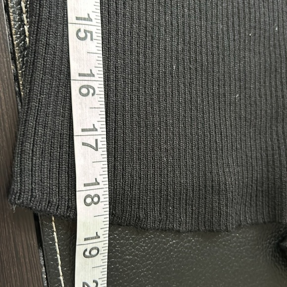 Anthropologie Maeve Off The Shoulder Bell Sleeve Sweater Black Sz S - Picture 12 of 13